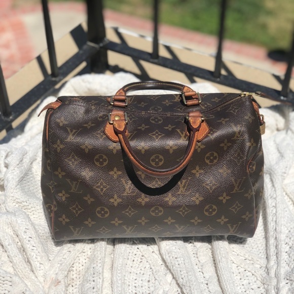 Louis Vuitton Handbags - Louis Vuitton speedy 30